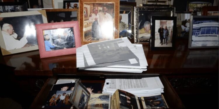 Trump Photo in Epstein Files Reinstated After Backlash Over Removal