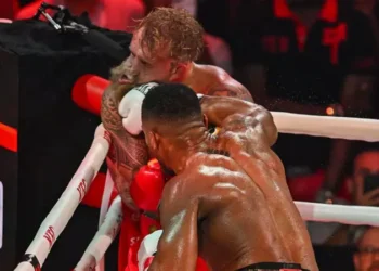 Joshua Stops Paul in Sixth Round of Miami Mismatch