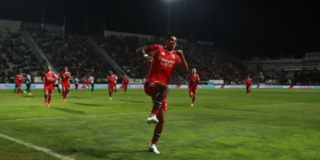 E tudo ficou resolvido aos 11 minutos de cada parte