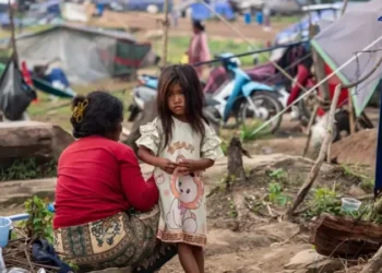 Cambodia and Thailand Begin Talks to Resolve Border Dispute