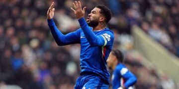 Chelsea Rally to Earn 2–2 Draw at Newcastle After VAR Controversy