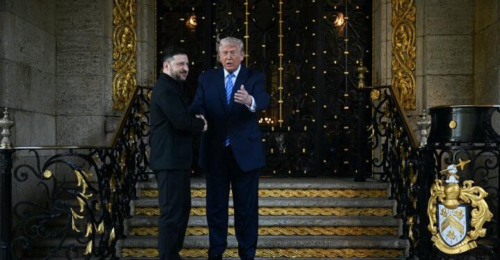 Trump Says Ukraine War Deal ‘Taking Shape’ Ahead of Mar-a-Lago Talks With Zelensky