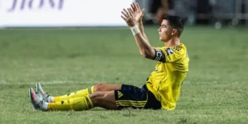 Ronaldo Scores Early, but Al Nassr Lose Ground to Al Hilal