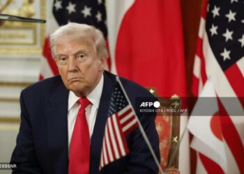 Trump Threatens to Invoke Insurrection Act Over Minnesota Protests