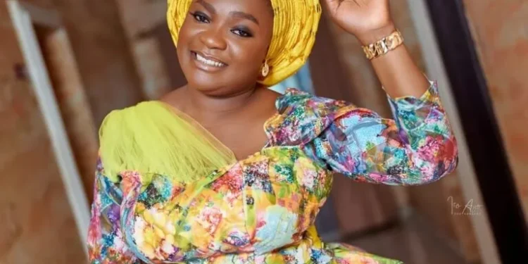‘Omije Ojumi’ Gospel Singer Bunmi Akinnaanu Dies at 48