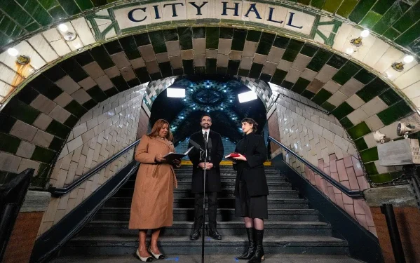 Democrat Zohran Mamdani Makes History as New York’s First Muslim Mayor